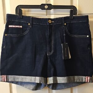 🔥 NWT Tommy Hilfiger Jean Shorts, 16